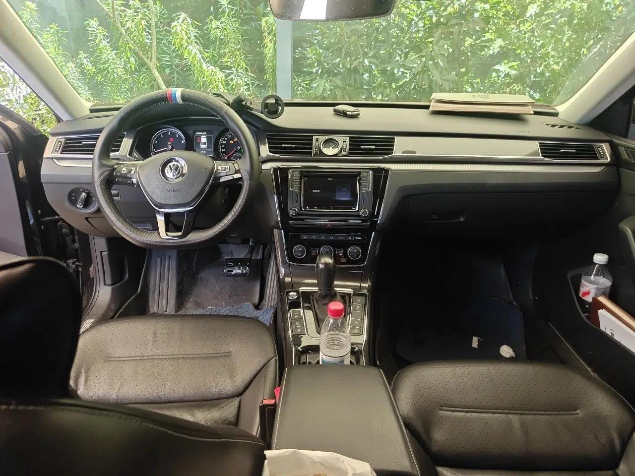 Volkswagen Passat 2017 330TSI DSG Prestige Edition — миниатюра 9