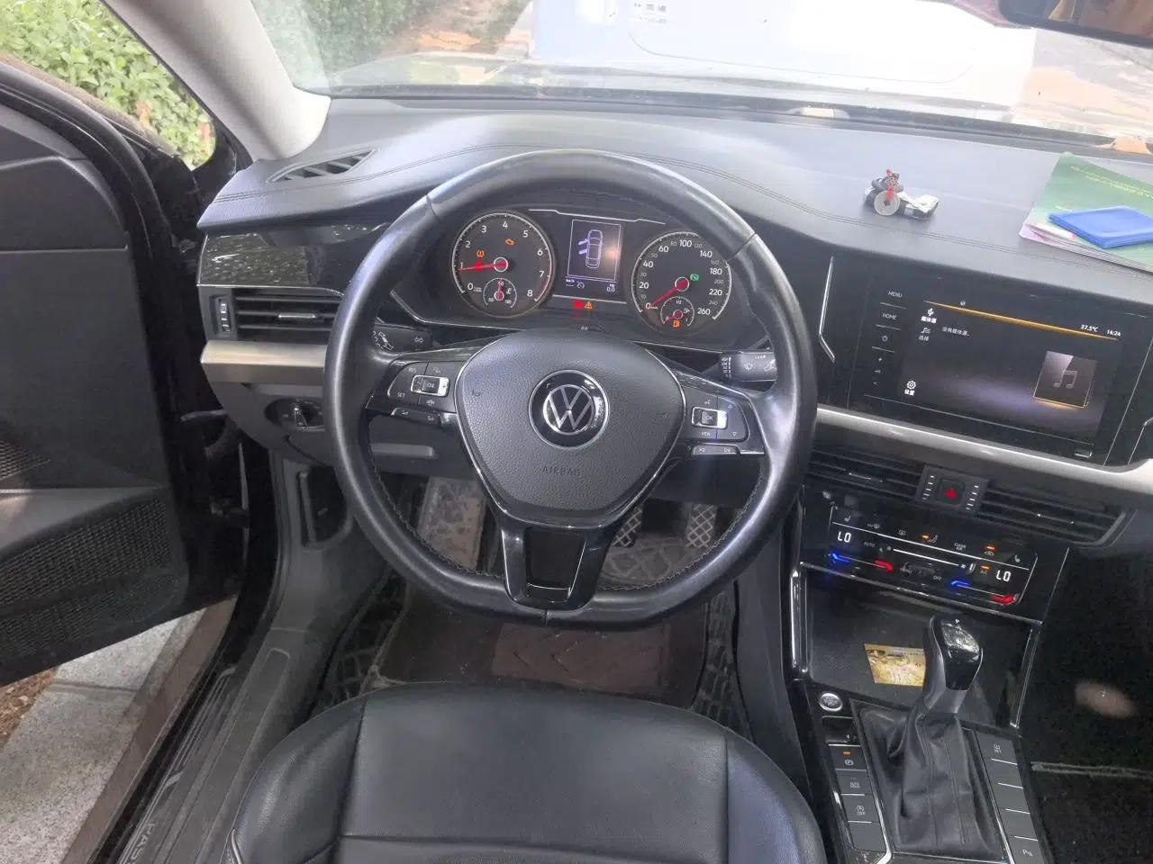 Volkswagen Passat 2021 330TSI Elite Edition — миниатюра 10