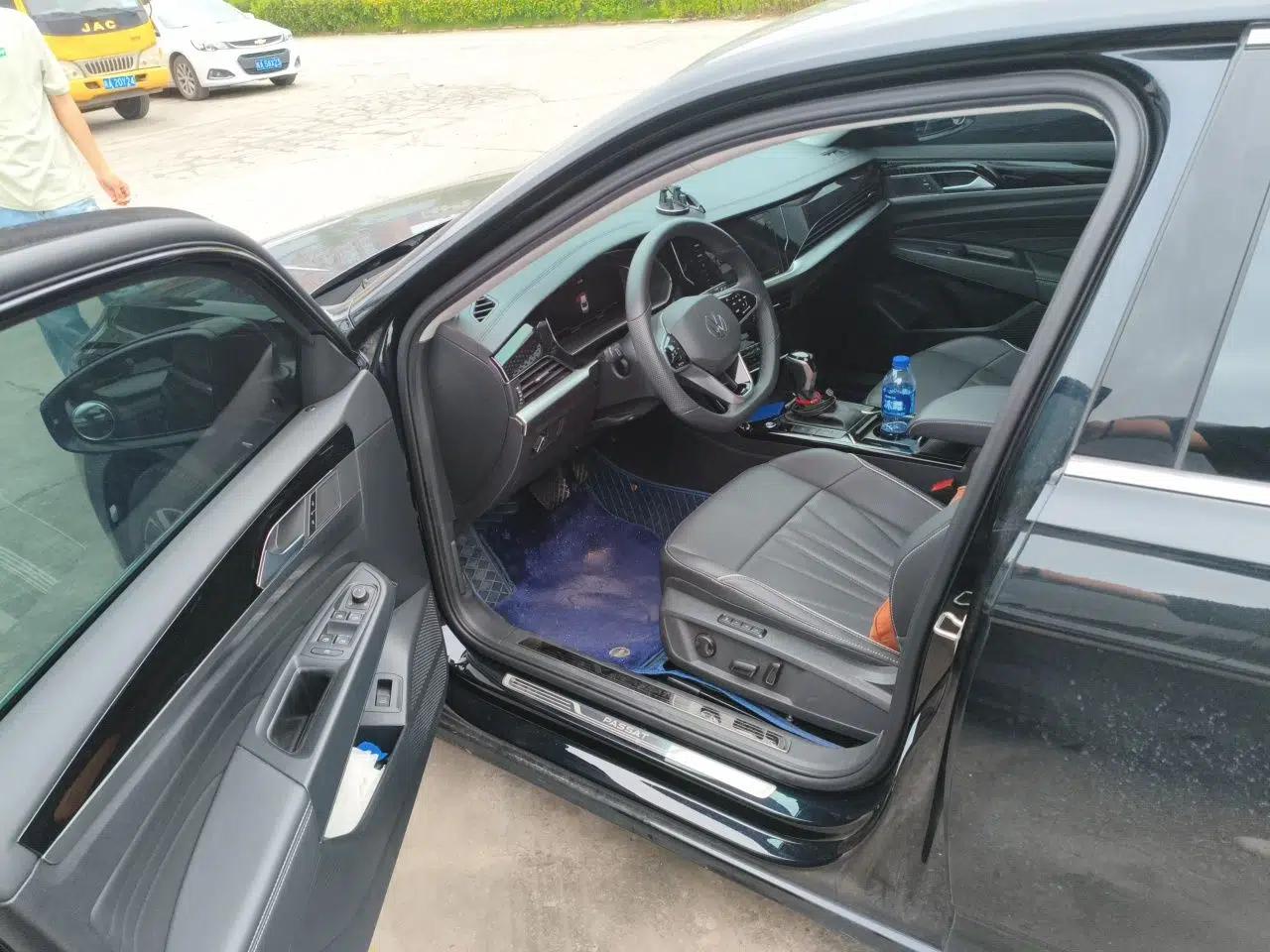 Volkswagen Passat 2024 380TSI Elite Edition — миниатюра 13