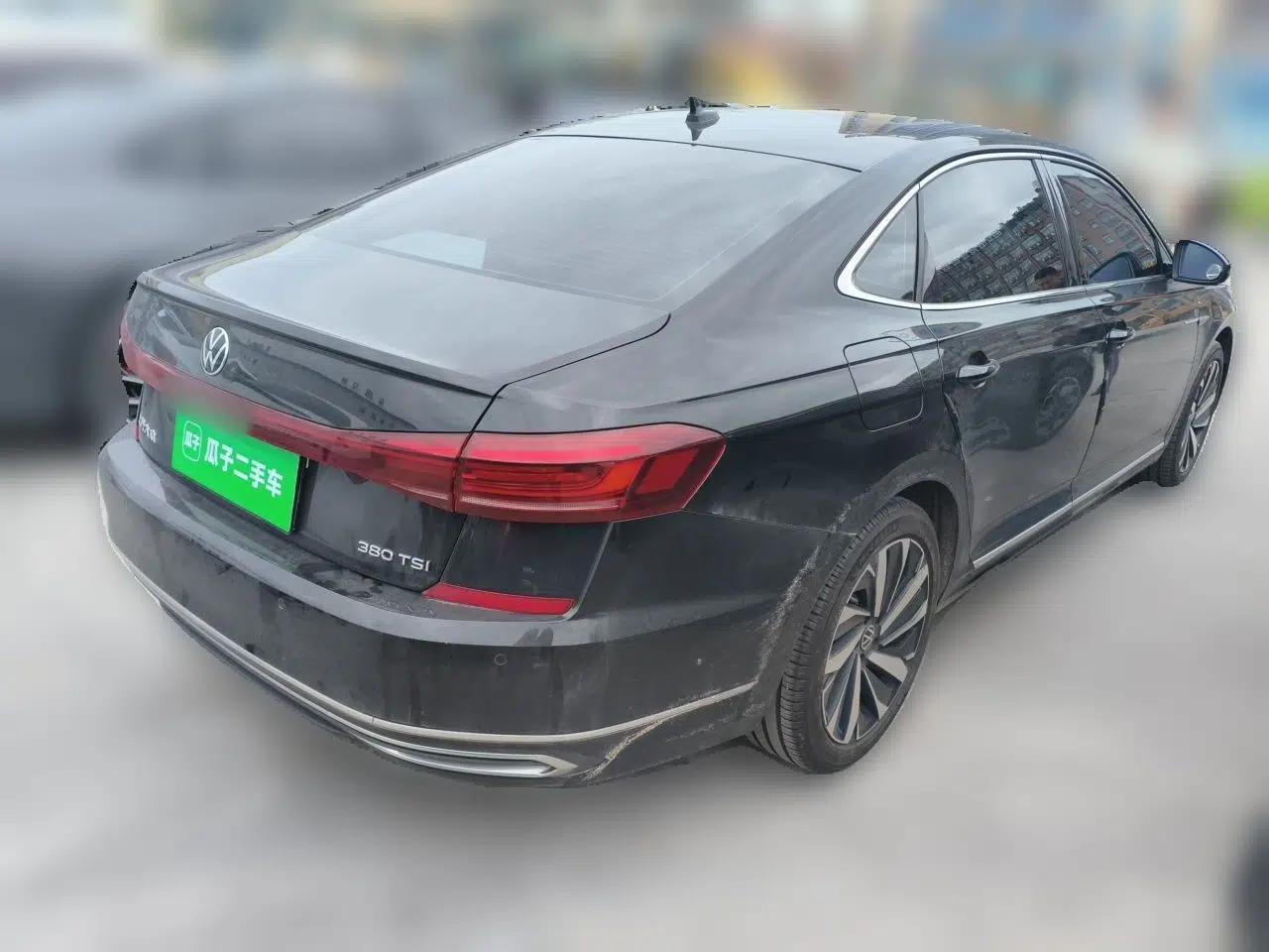 Volkswagen Passat 2024 380TSI Elite Edition — миниатюра 4