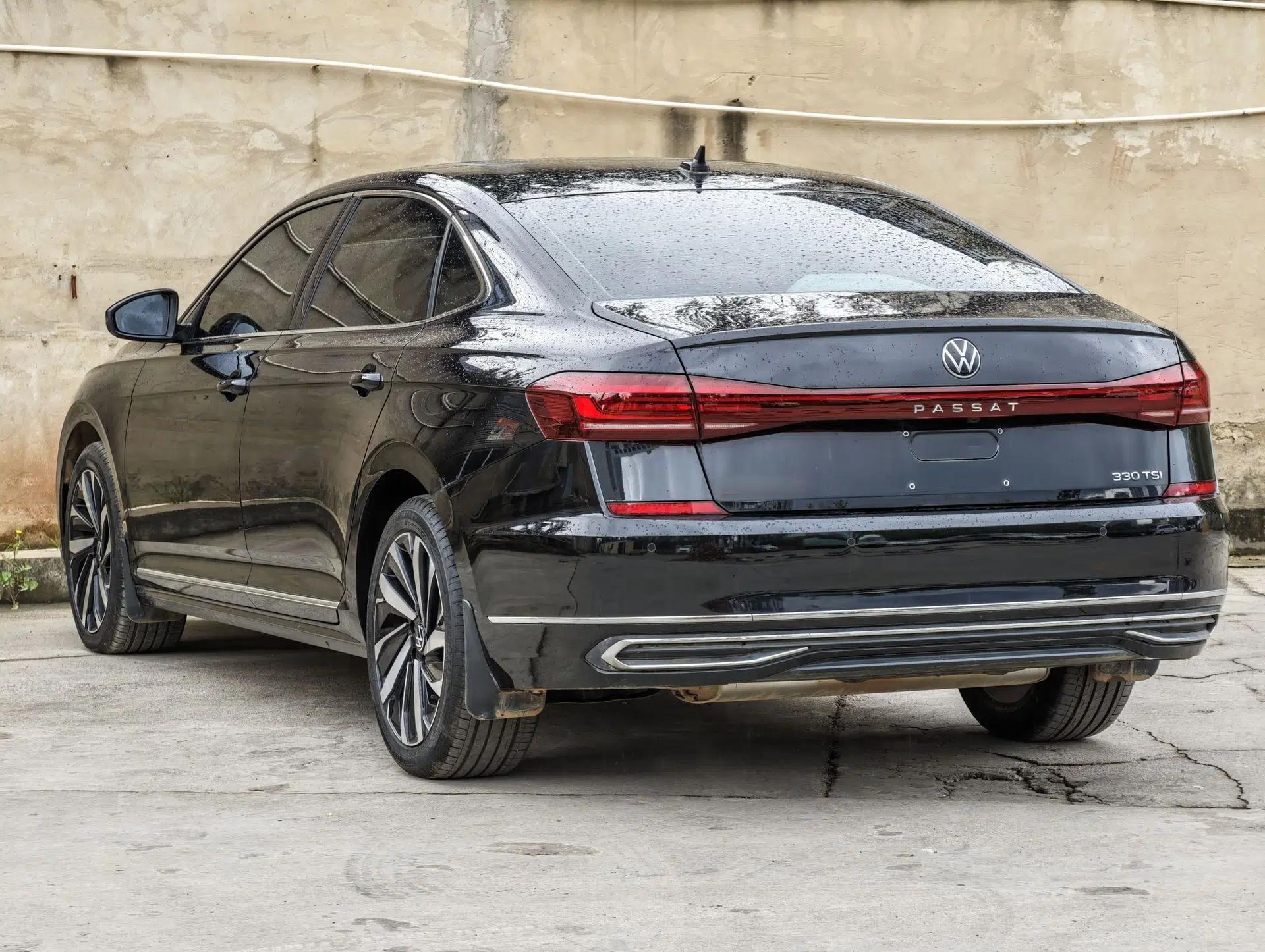 Volkswagen Passat 2023 Revised 330TSI Elite Edition — миниатюра 14