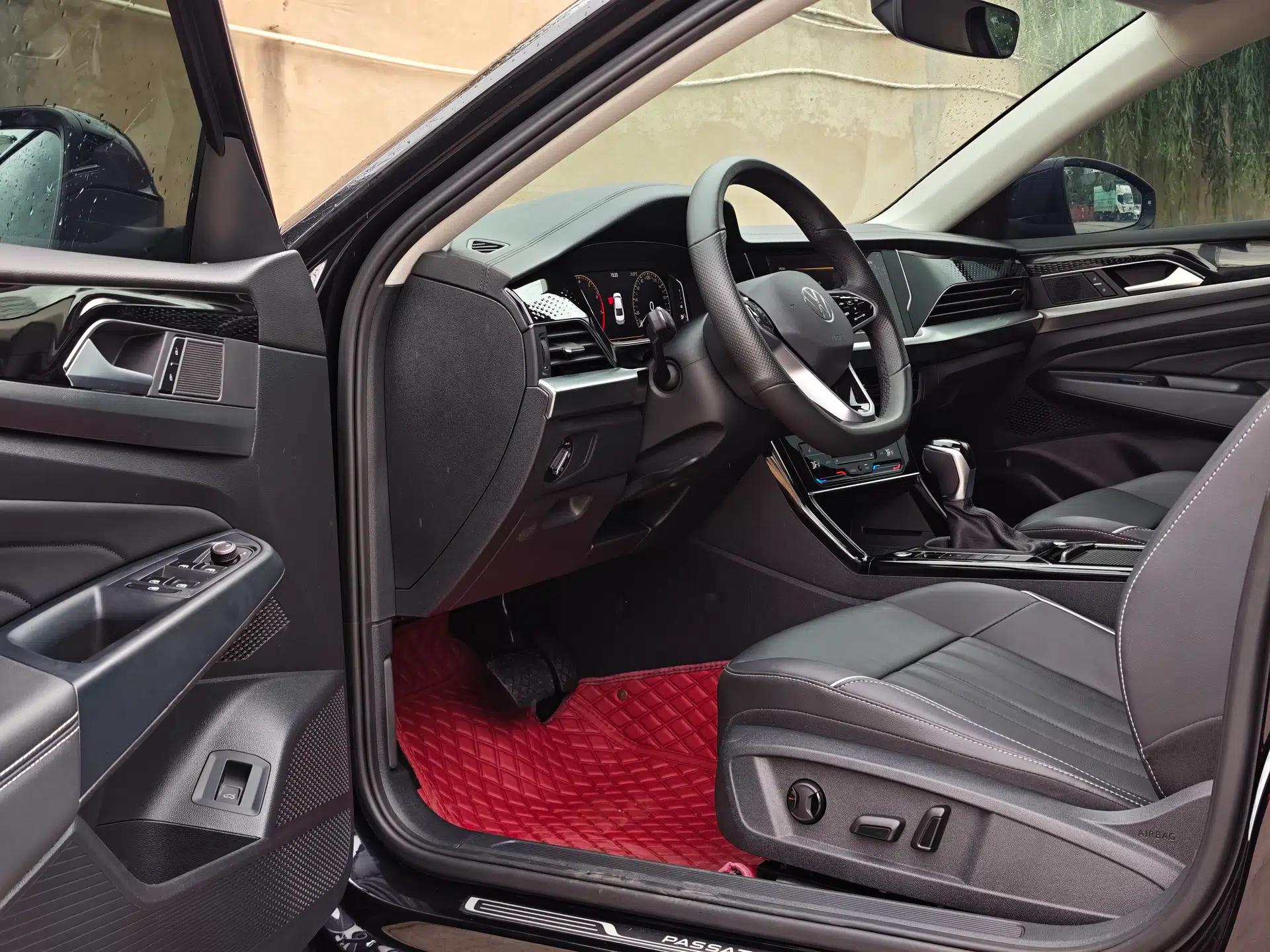 Volkswagen Passat 2023 Revised 330TSI Elite Edition — миниатюра 33