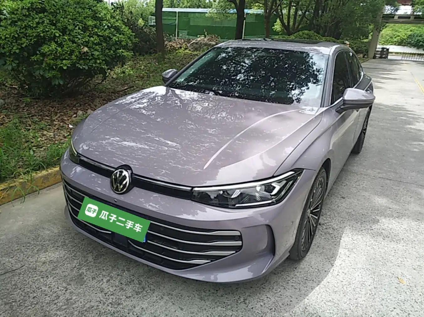 Volkswagen Passat 2025 Pro 380TSI Dragon Supreme Edition — миниатюра 1