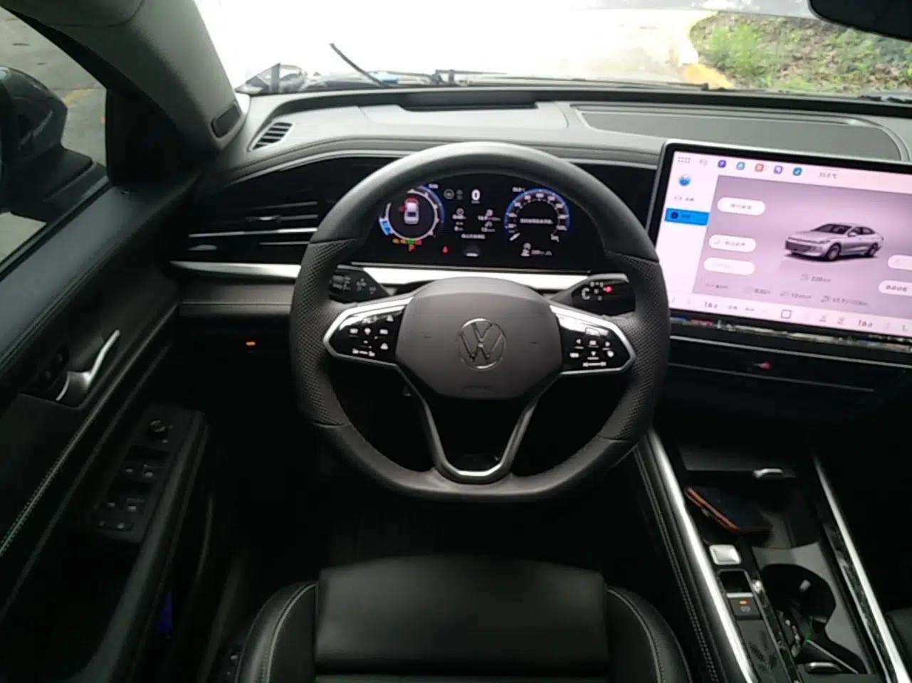 Volkswagen Passat 2025 Pro 380TSI Dragon Supreme Edition — миниатюра 18