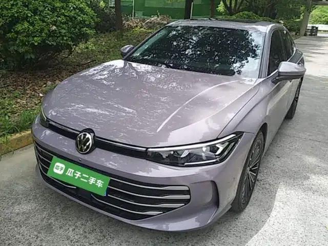 Volkswagen Passat 2025 Pro 380TSI Dragon Supreme Edition