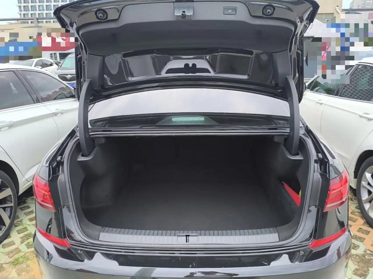 Volkswagen Passat 2025 Outstanding Model 380TSI Dragon Glory Edition — миниатюра 22