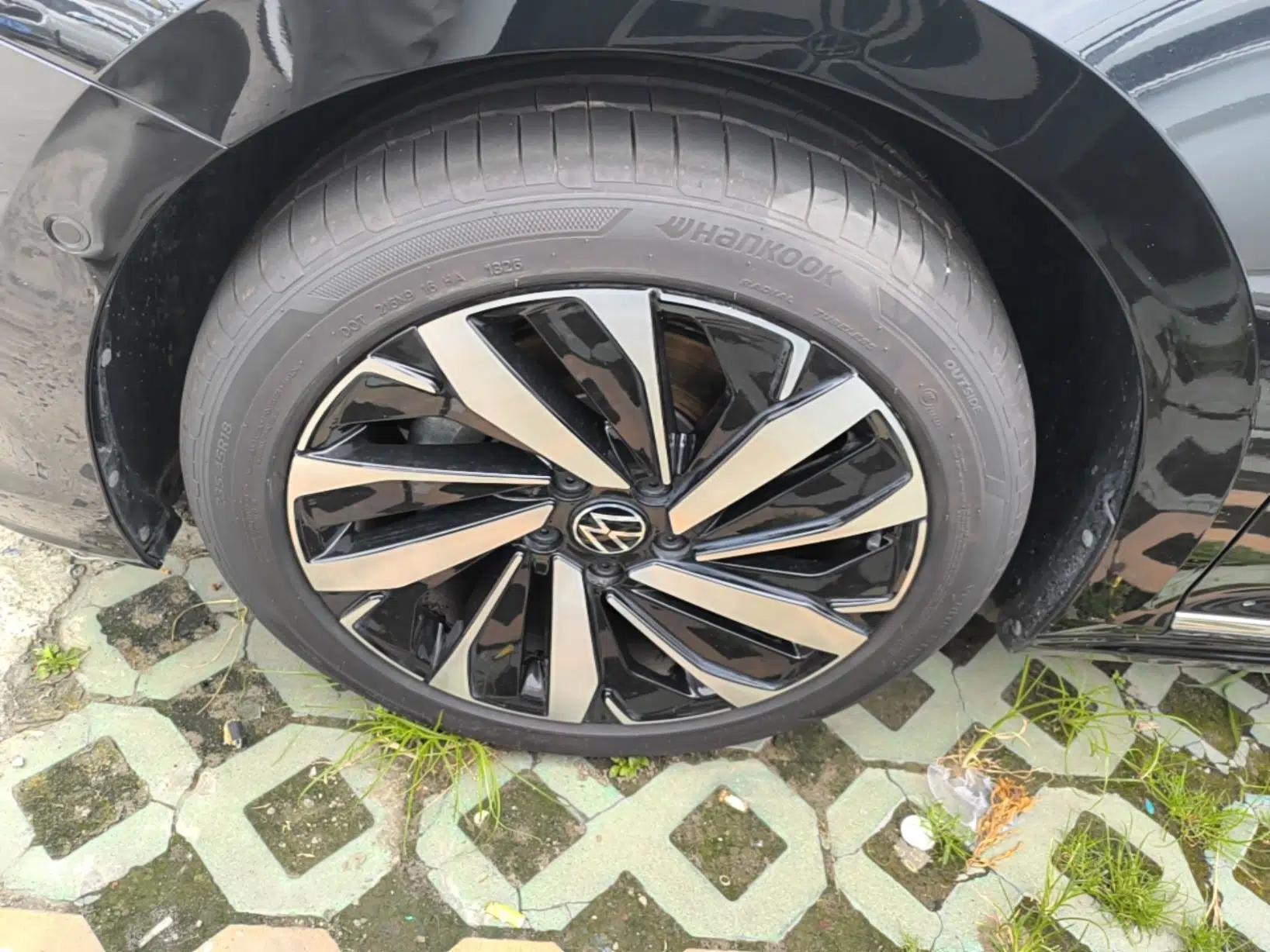 Volkswagen Passat 2025 Outstanding Model 380TSI Dragon Glory Edition — миниатюра 10