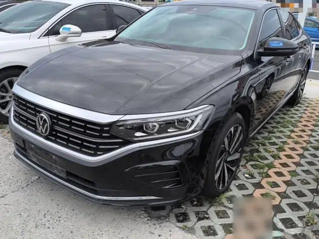 Volkswagen Passat 2025 Outstanding Model 380TSI Dragon Glory Edition
