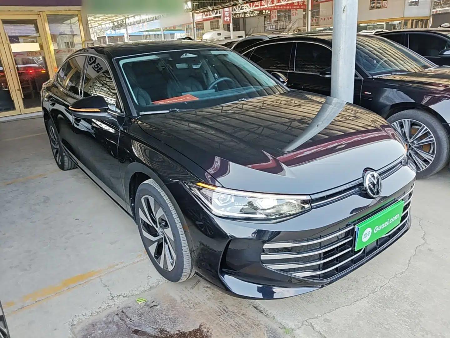 Volkswagen Passat 2025 Pro 380TSI Dragon Glory Edition — миниатюра 3