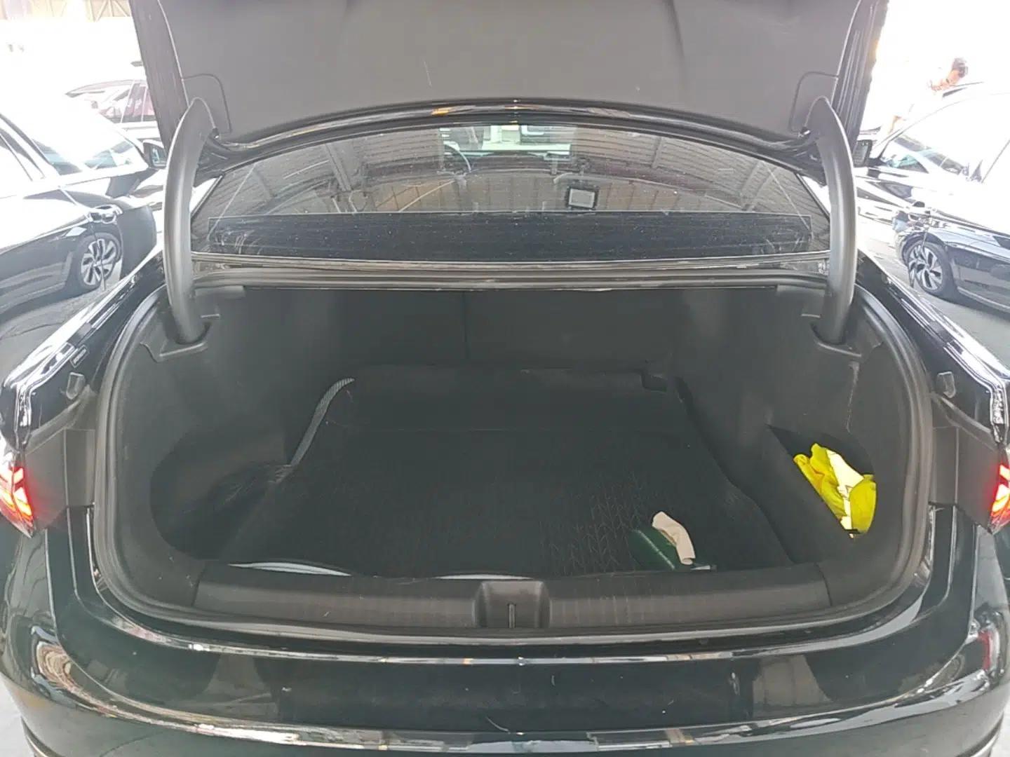 Volkswagen Passat 2025 Pro 380TSI Dragon Glory Edition — миниатюра 22