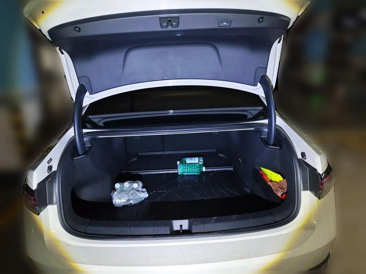 Volkswagen Passat 2025 Pro 380TSI Starry Dragon Luxury Edition — миниатюра 19