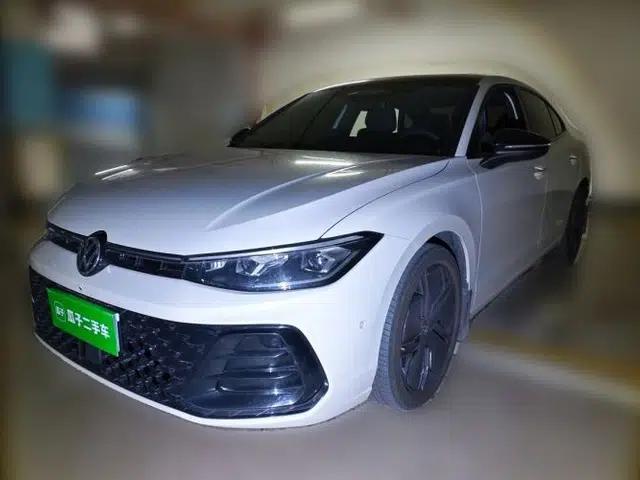 Volkswagen Passat 2025 Pro 380TSI Starry Dragon Luxury Edition