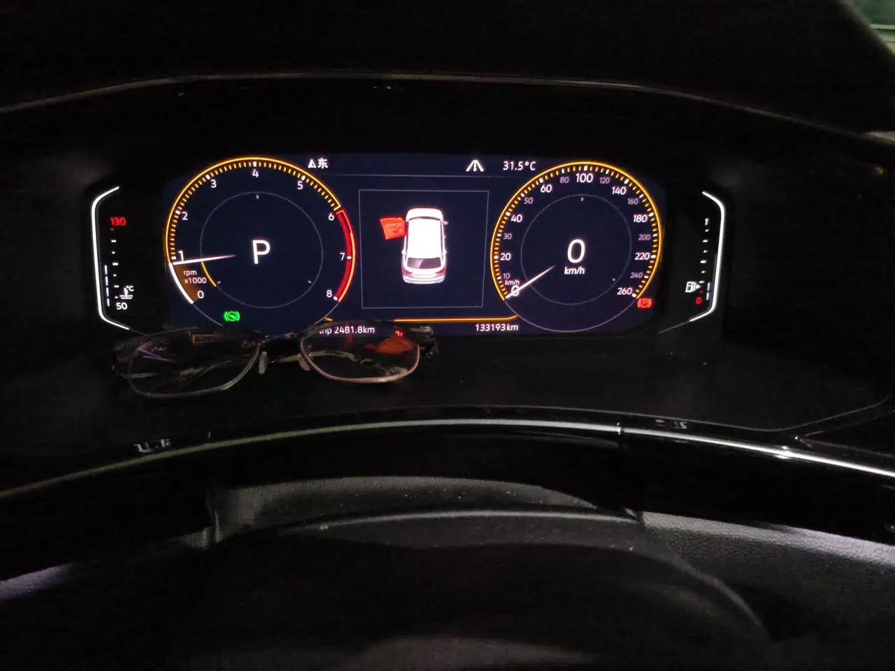 Volkswagen Tayron 2019 330TSI Two-Wheel Drive Luxury Model China VI Standard — миниатюра 12