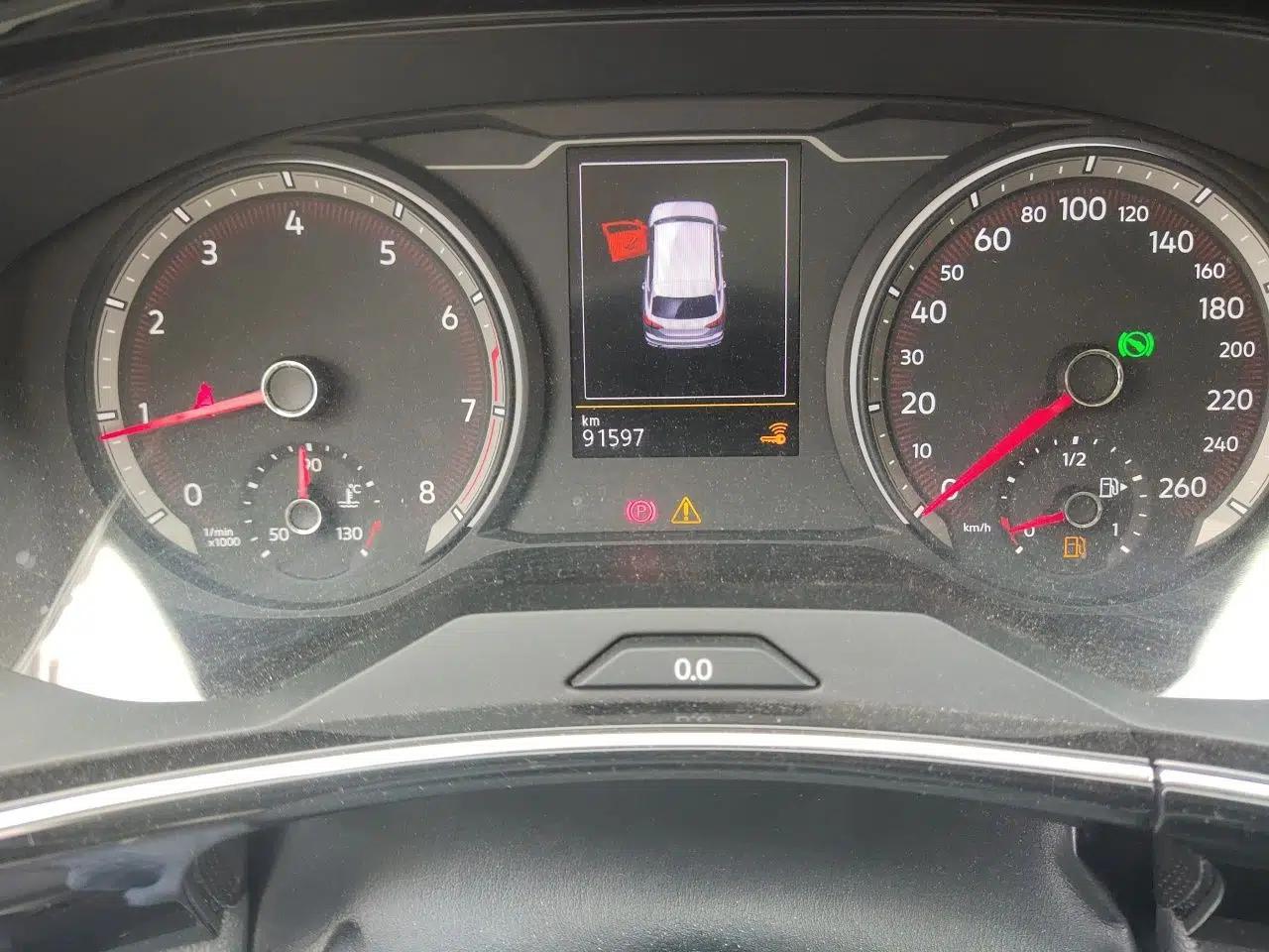 Volkswagen Tayron 2020 330TSI Two-Wheel Drive Luxury Smart Connectivity Version — миниатюра 12
