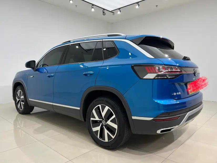 Volkswagen Tayron 2023 280TSI Two-Wheel-Drive Luxury Plus Advanced Version — миниатюра 3