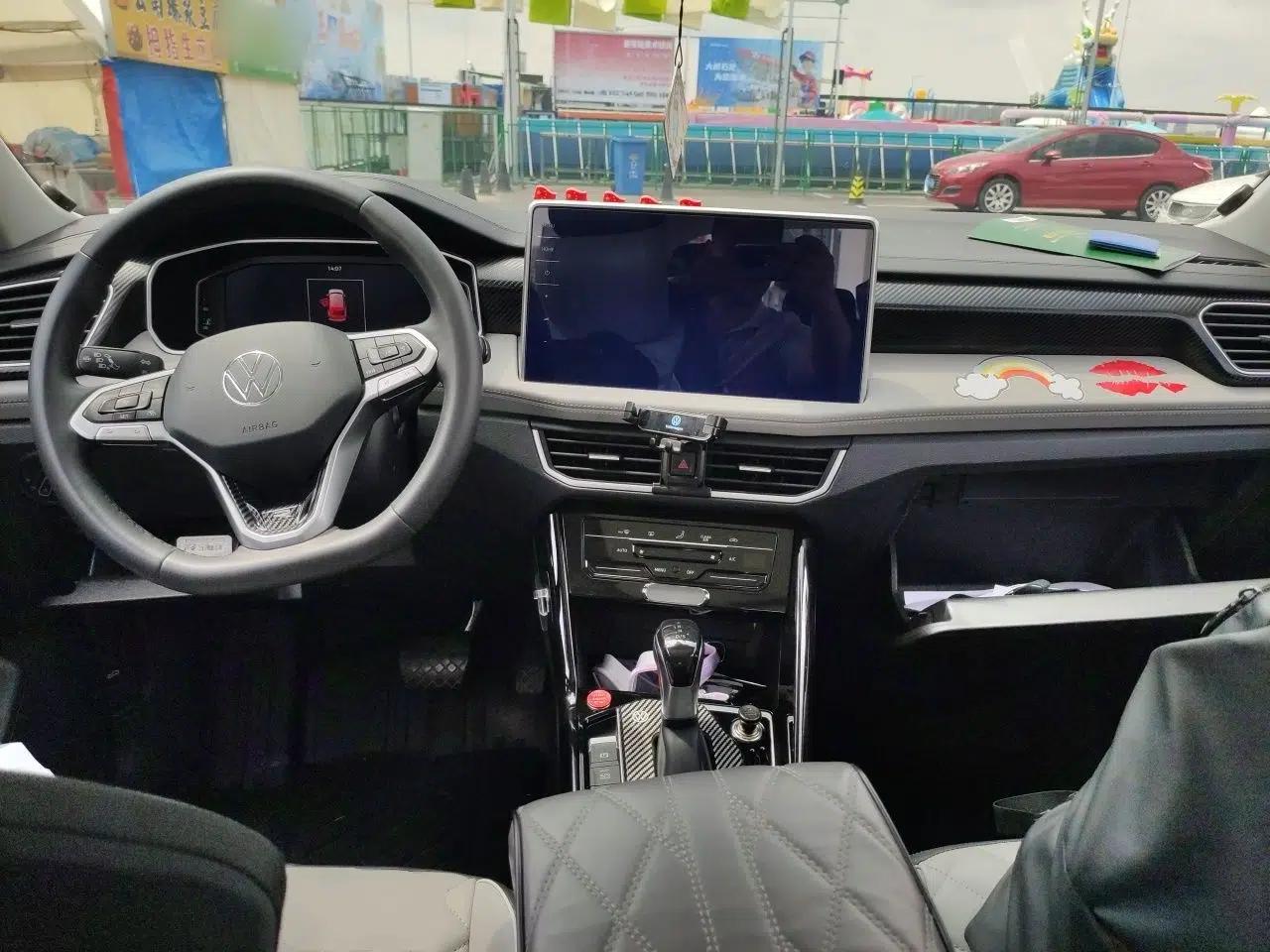 Volkswagen Tayron 2023 280TSI Two-Wheel-Drive Luxury Plus Advanced Version — миниатюра 9