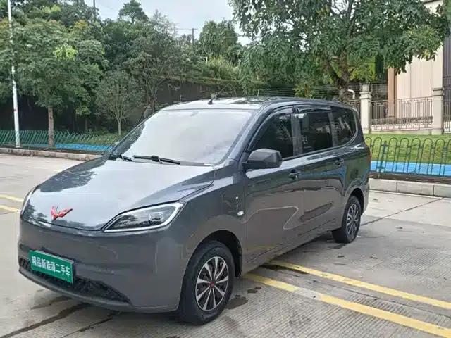 Wuling Hongguang New Energy 2024 Pure Electric Version 300KM Practical Model