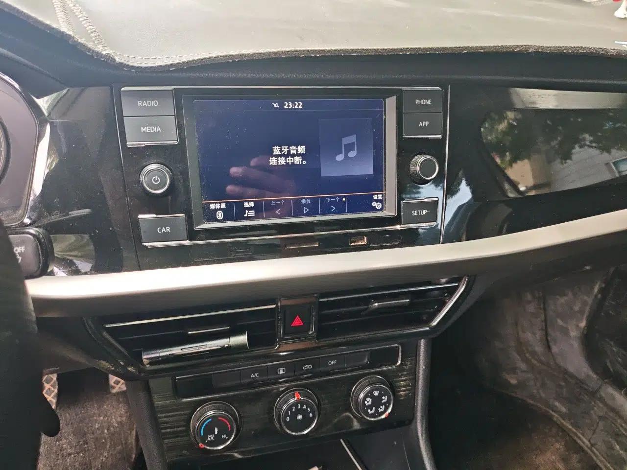 Volkswagen Lavida 2018 1.5L Automatic Comfort Edition China V Standard — миниатюра 13