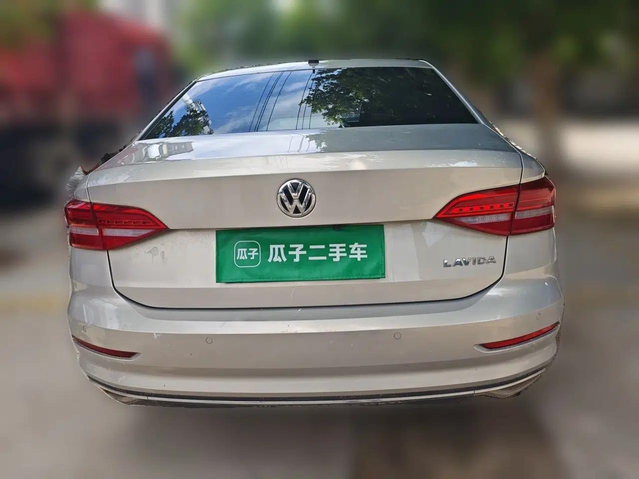 Volkswagen Lavida 2018 1.5L Automatic Comfort Edition China V Standard — миниатюра 5