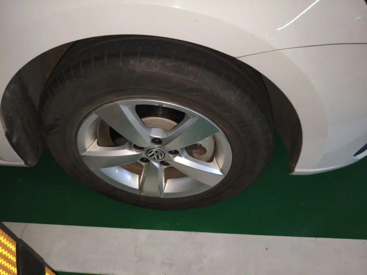 Volkswagen Lavida 2019 Lavida Start 1.5L Automatic Trendy Version China VI Standard — миниатюра 5