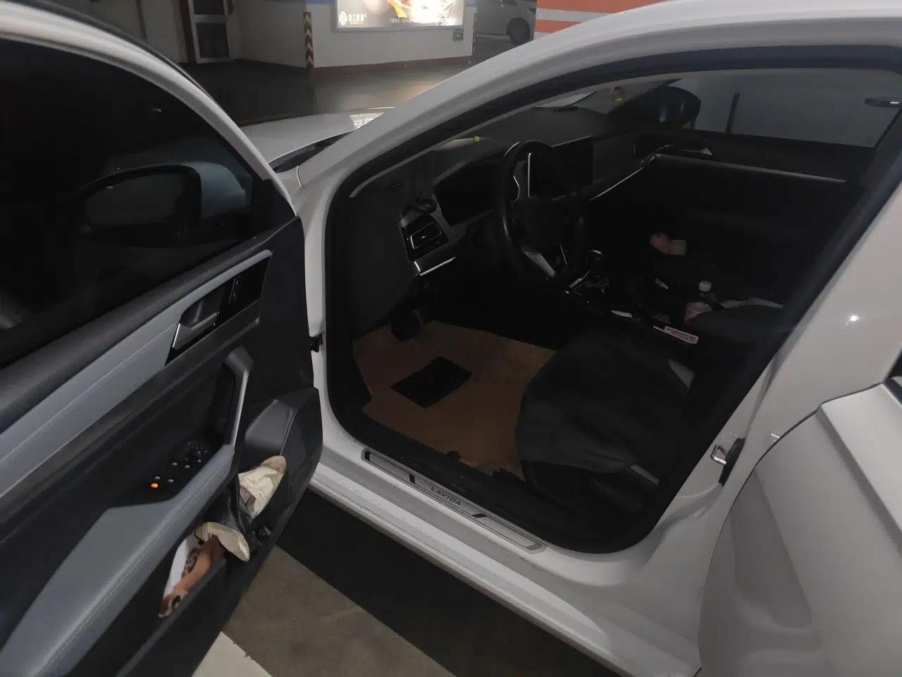 Volkswagen Lavida 2023 280TSI DSG Full-Comfort Edition — миниатюра 16