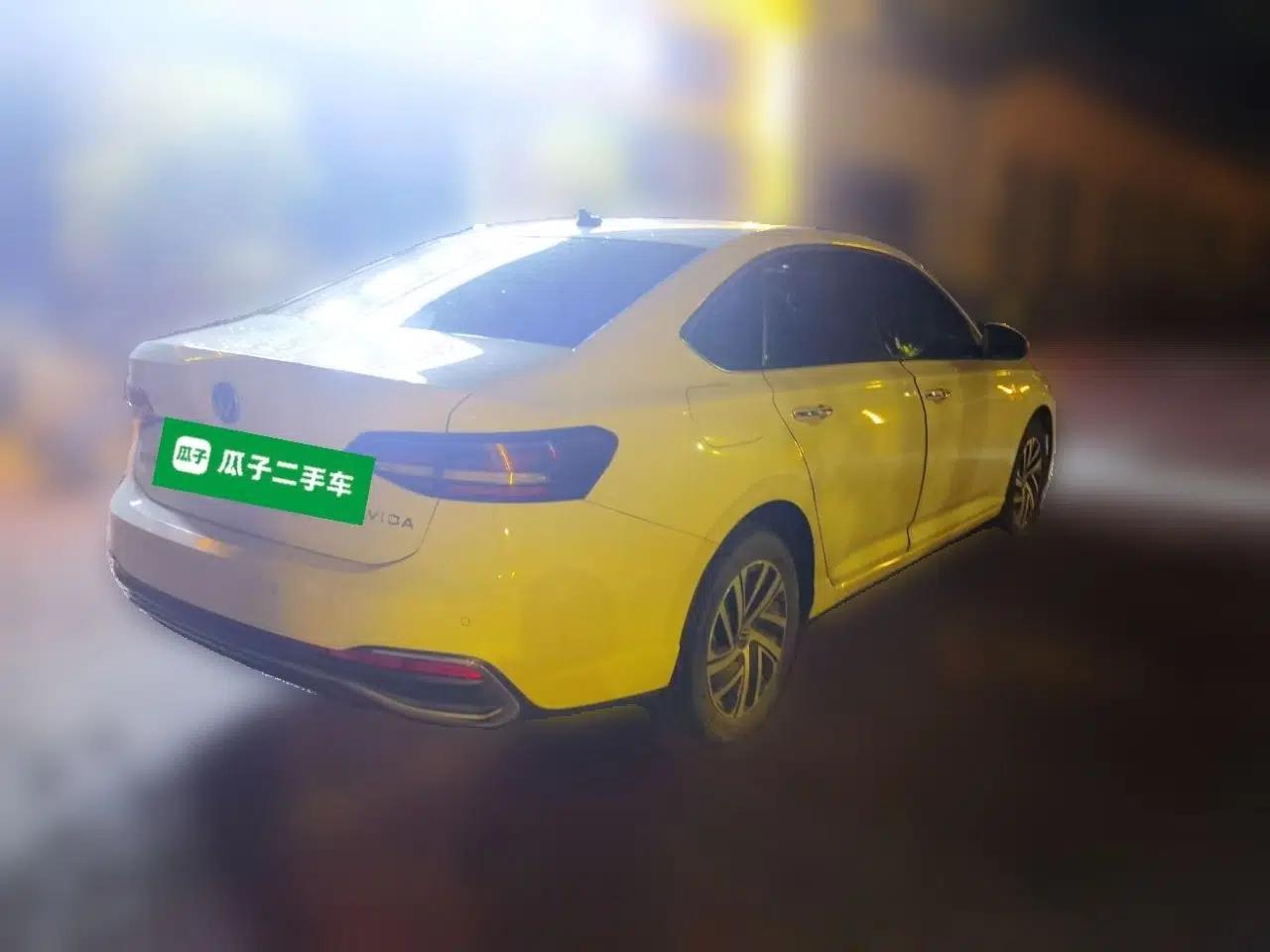 Volkswagen Lavida 2023 1.5L Automatic 5 Million Edition — миниатюра 6