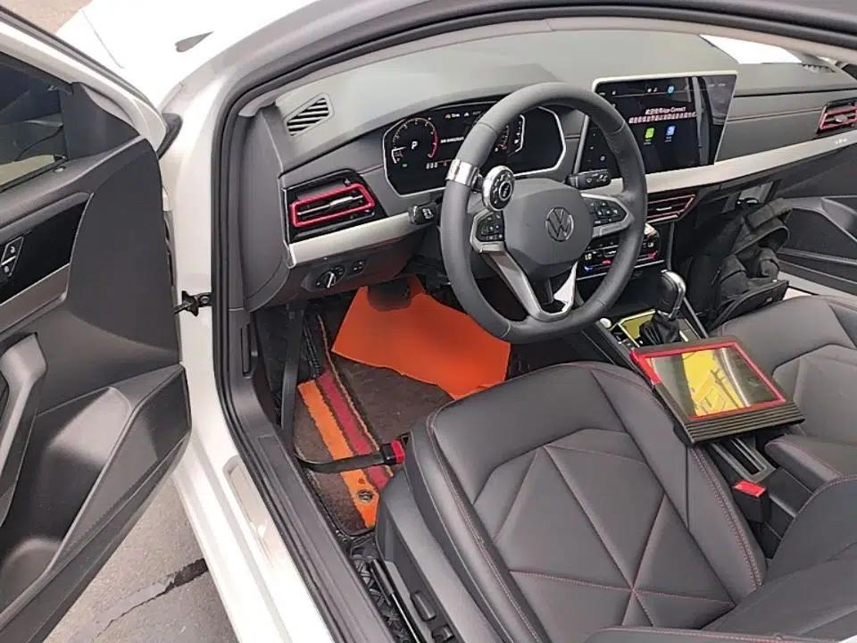 Volkswagen Lavida 2024 300TSI DSG Starry Sky Leading Edition — миниатюра 18
