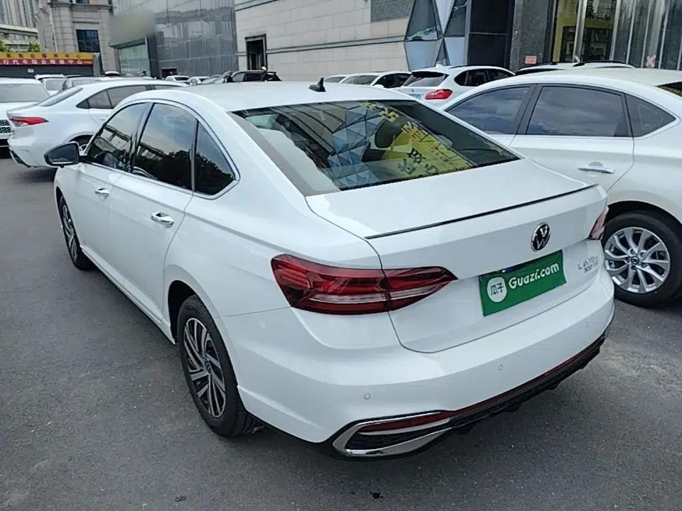 Volkswagen Lavida 2024 300TSI DSG Starry Sky Leading Edition — миниатюра 4