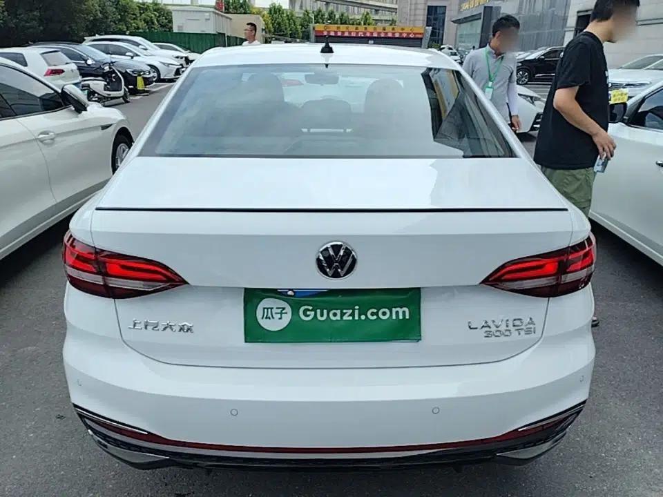 Volkswagen Lavida 2024 300TSI DSG Starry Sky Leading Edition — миниатюра 5