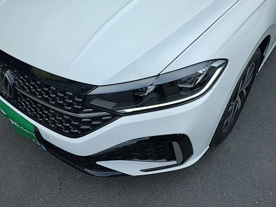 Volkswagen Lavida 2024 300TSI DSG Starry Sky Leading Edition — миниатюра 8