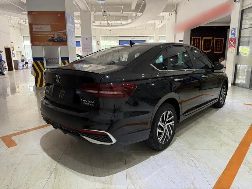 Volkswagen Lavida 2023 280TSI DSG Starry Sky Deluxe Edition — миниатюра 7