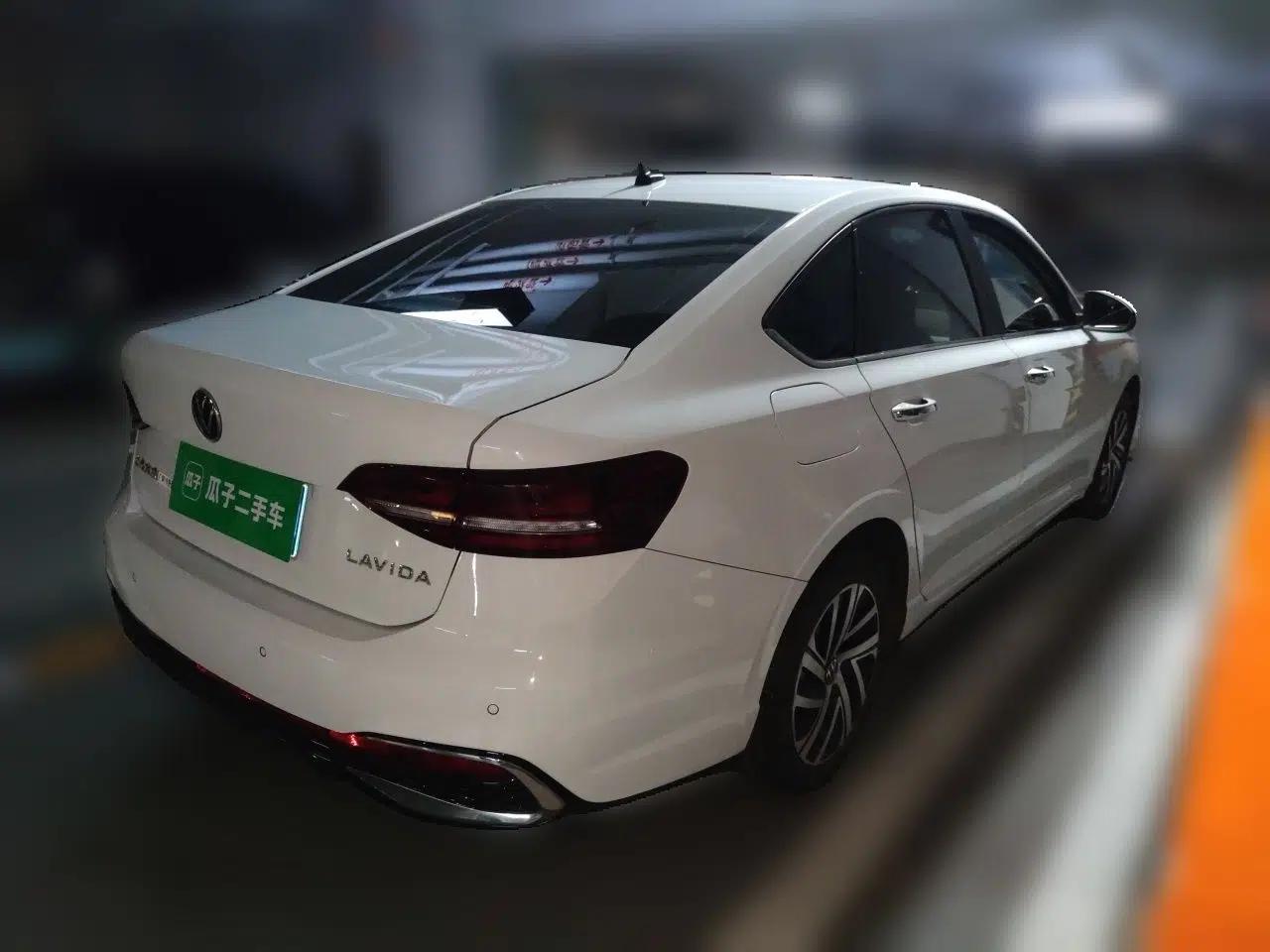 Volkswagen Lavida 2023 Revised Version 1.5L Automatic Starry Sky Edition – 5 Million Units — миниатюра 6