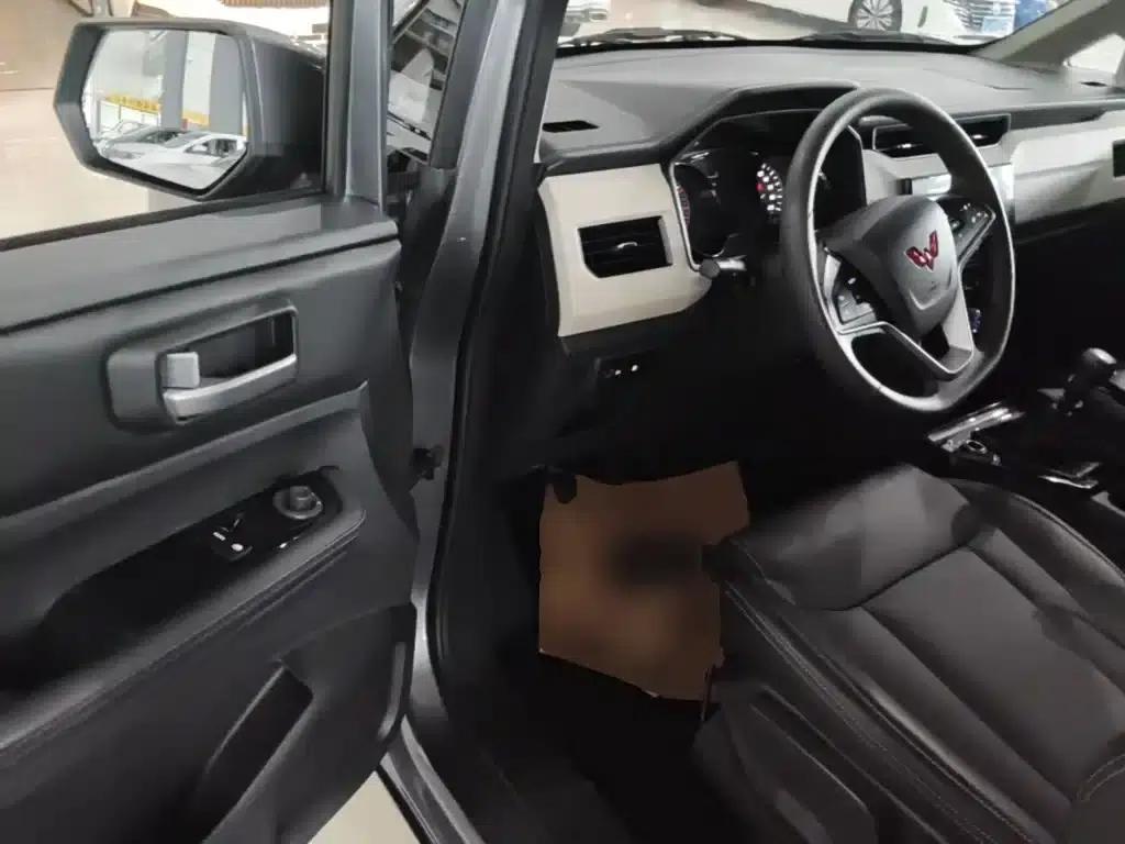 Wuling Journey 2021 1.5T Manual Deluxe Edition — миниатюра 16