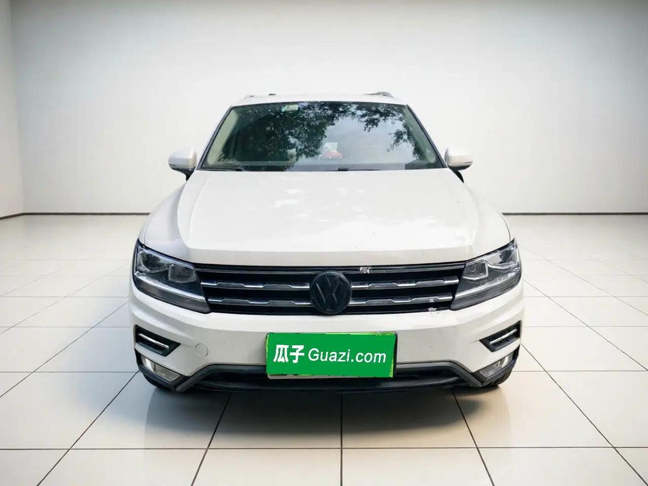 Volkswagen Tiguan L 2018 Facelift 330TSI Automatic Two-Wheel Drive Luxury Edition — миниатюра 2