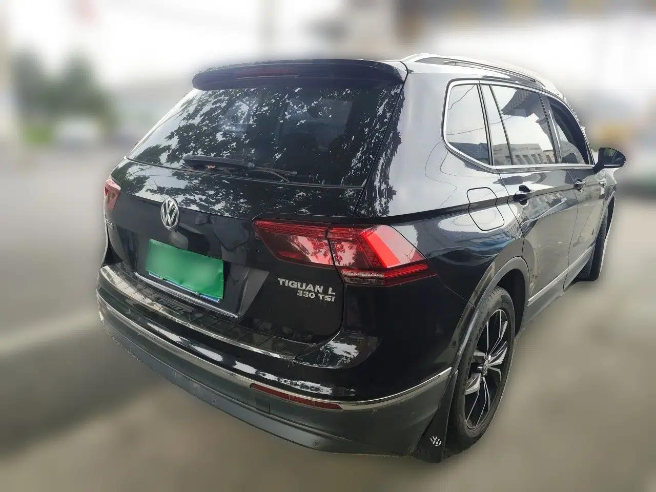 Volkswagen Tiguan L 2017 330TSI Automatic Two-Wheel Drive Luxury Edition — миниатюра 6