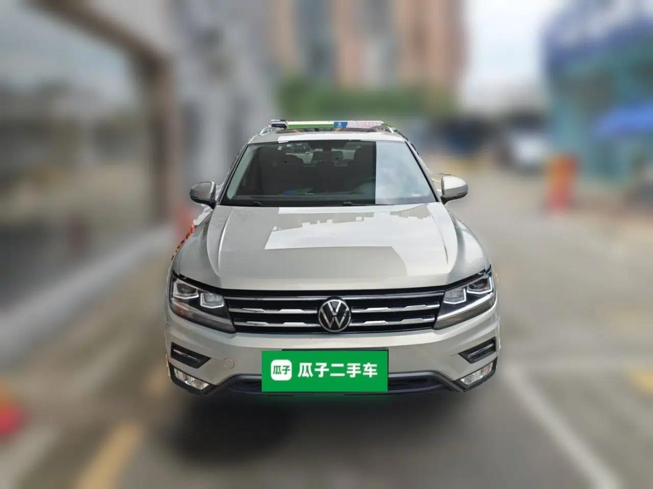 Volkswagen Tiguan L 2021 330TSI Automatic Two-Wheel Drive Smart Edition — миниатюра 2