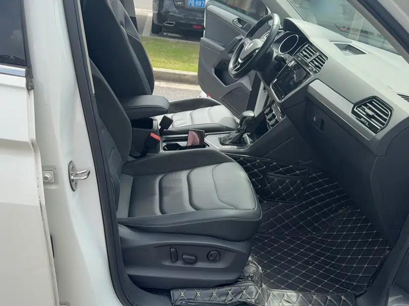 Volkswagen Tiguan L 2021 330TSI Automatic Two-Wheel Drive Smart Edition — миниатюра 13
