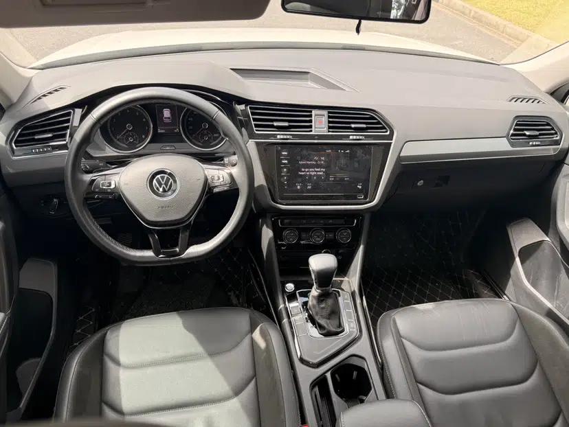 Volkswagen Tiguan L 2021 330TSI Automatic Two-Wheel Drive Smart Edition — миниатюра 18