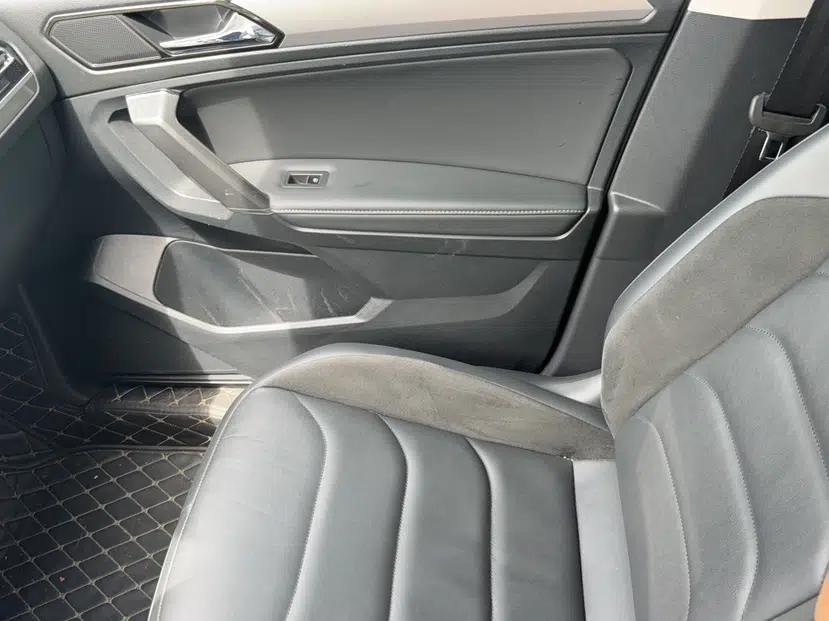 Volkswagen Tiguan L 2021 330TSI Automatic Two-Wheel Drive Smart Edition — миниатюра 19