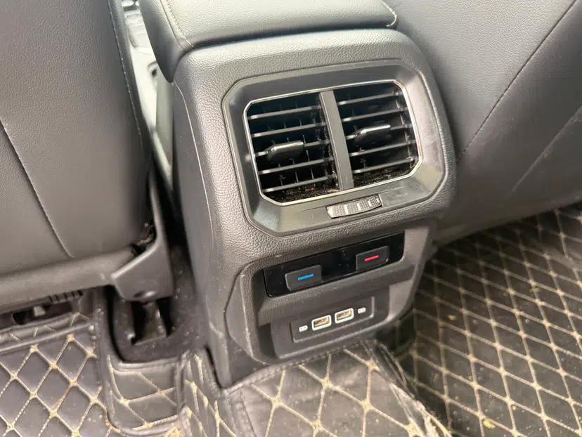 Volkswagen Tiguan L 2021 330TSI Automatic Two-Wheel Drive Smart Edition — миниатюра 22