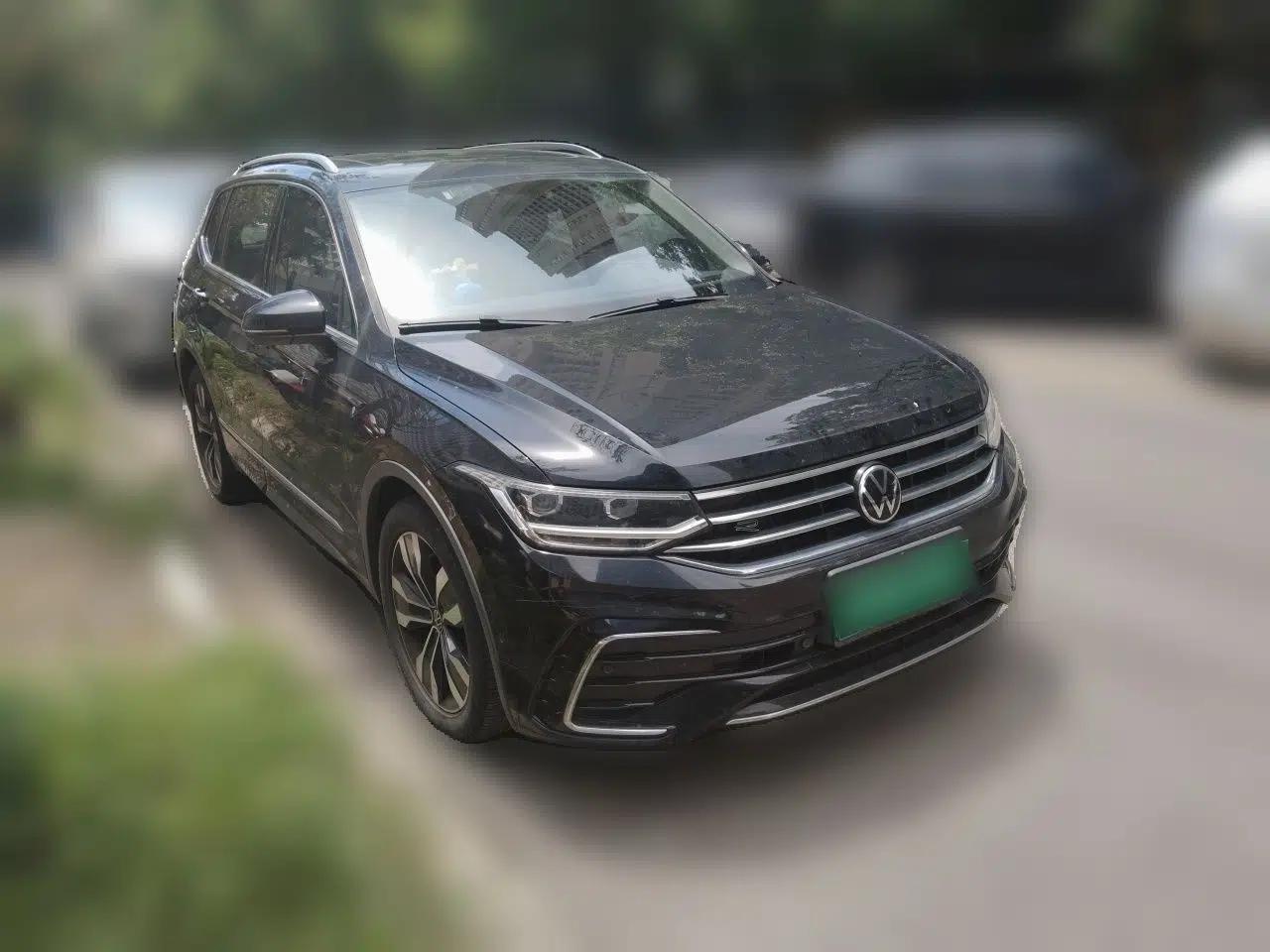Volkswagen Tiguan L 2022 330TSI Automatic Two-Wheel Drive R-Line Enhanced Edition — миниатюра 3
