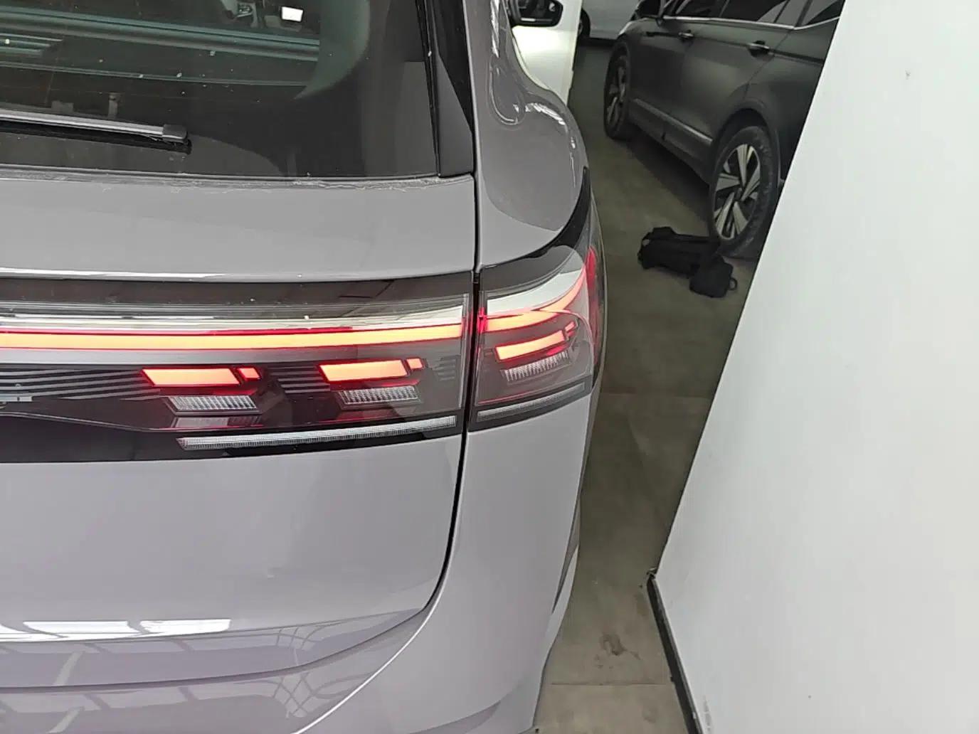 Volkswagen Tiguan L 2024 PRO 330TSI Two-Wheel Drive Smart Edition — миниатюра 14