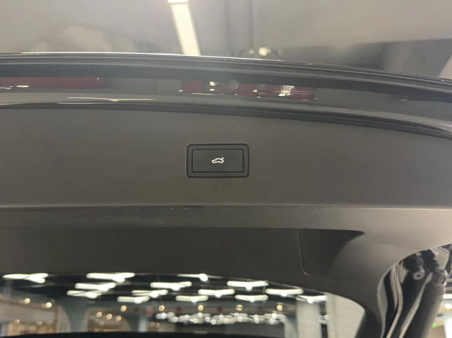 Volkswagen Tiguan L 2022 330TSI Automatic Two-Wheel Drive R-Line Flagship Edition — миниатюра 20