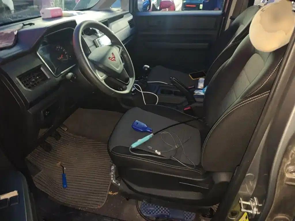 Wuling Hongguang PLUS 2020 1.5L Manual Standard 7-Seater — миниатюра 12