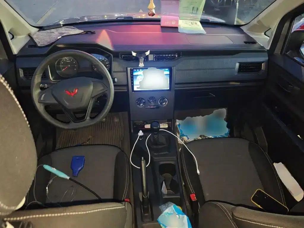Wuling Hongguang PLUS 2020 1.5L Manual Standard 7-Seater — миниатюра 6