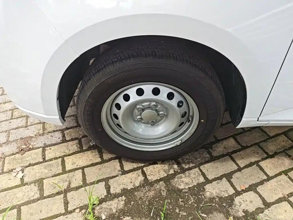 Wuling Hongguang PLUS 2020 1.5L Manual Standard 5-Seater — миниатюра 23