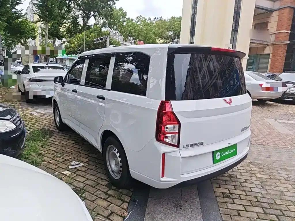 Wuling Hongguang PLUS 2020 1.5L Manual Standard 5-Seater — миниатюра 5