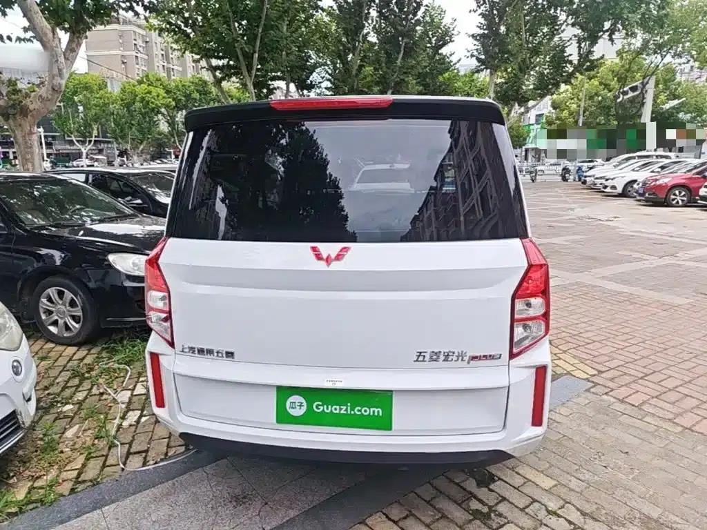 Wuling Hongguang PLUS 2020 1.5L Manual Standard 5-Seater — миниатюра 6