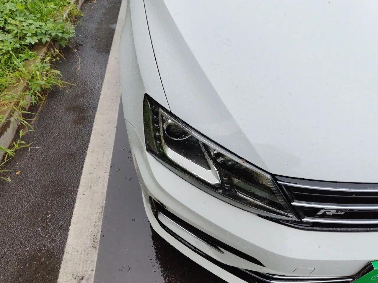 Volkswagen Sagitar 2018 280TSI DSG Ignite Edition — миниатюра 7