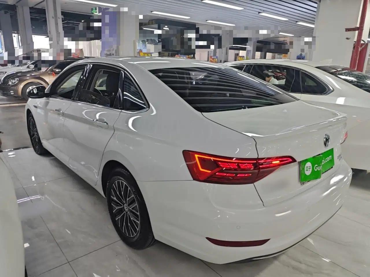 Volkswagen Sagitar 2020 200TSI DSG Comfort Version China VI Standard — миниатюра 4